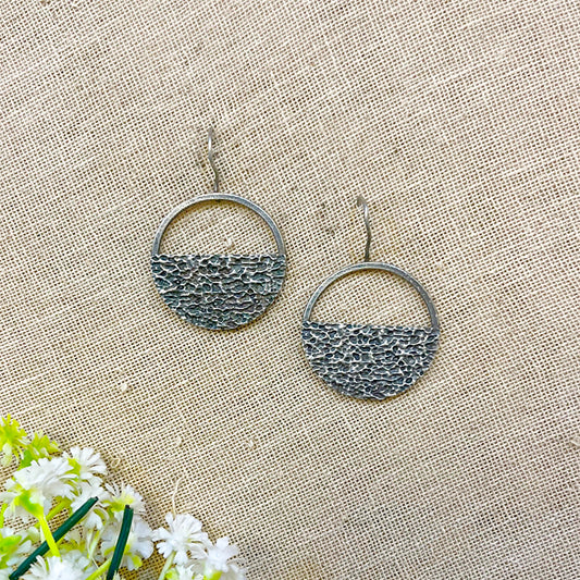 "Floret"Silver Look Alike Oxidised Dangler