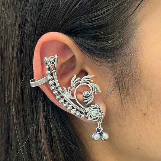 "Chaya" Silver Look Alike Oxidized Earcuff