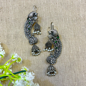 "Mandli" Silver Look Alike Oxidized Earcuffs