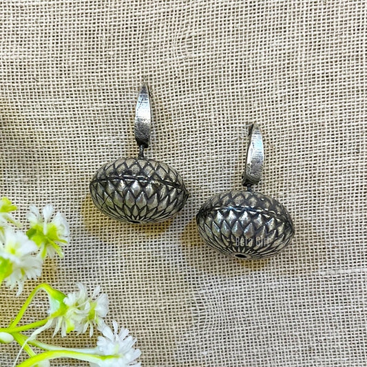 "Dizzy" Silver Look Alike Oxidized Earrings