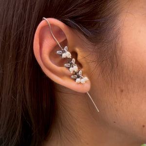 "Strike" Silver Look Alike Earcuff