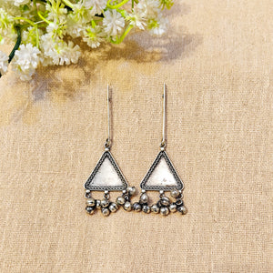 "Elara"Silver Look Alike Oxidized Earring