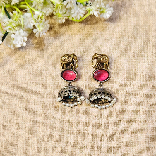 "Ruh"Silver Look Alike Stone Earring