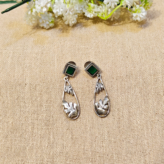 "Kiarra"Silver Look Alike Stone Earring