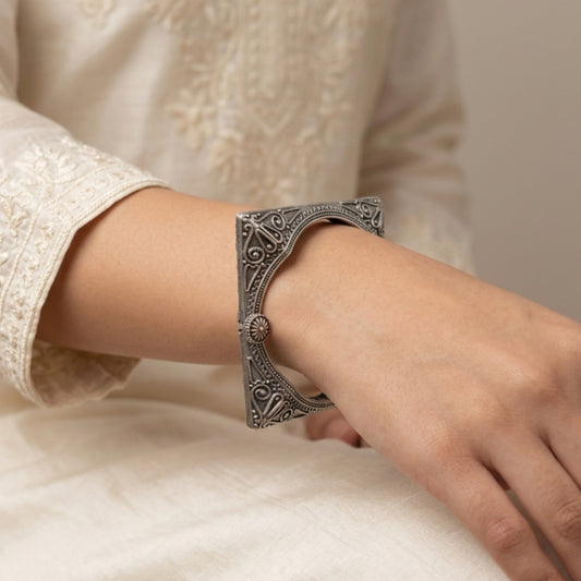 "Square" Silver Look Alike Navratri Oxidised Kada for Girls