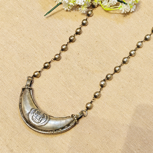 "Muse"Silver Look Alike Oxidized Necklace