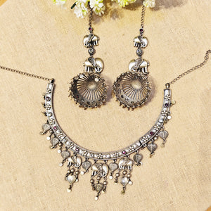 "Solis"Silver Look Alike Oxidized Choker