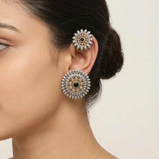 "Titli"Silver Look Alike Dual Tone Earcuff