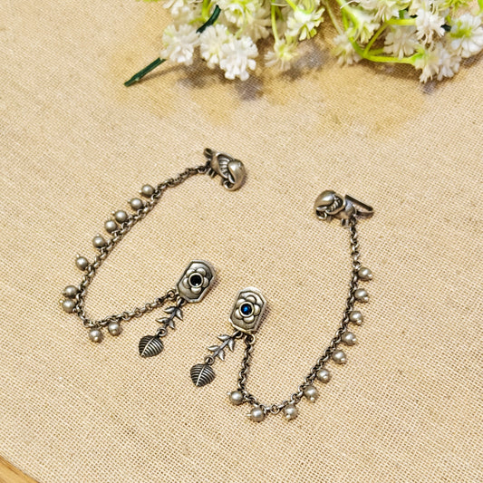"Aster"Silver Look Alike Oxidized Earcuff