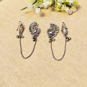 "Velora"Silver Look Alike Oxidized Earcuff