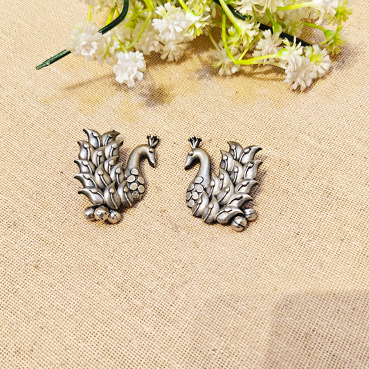 "Ismera"Silver Look Alike Oxidized Earrings