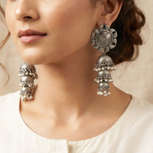 "Coin"Silver Look Alike Oxidized Earrings