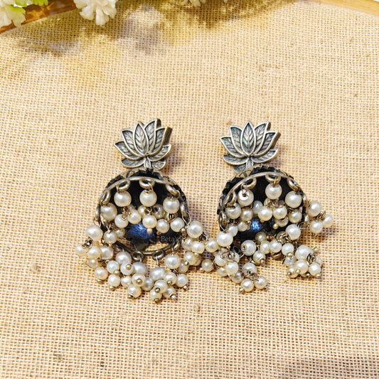 "Aavi"Silver Look Alike Oxidized Earrings