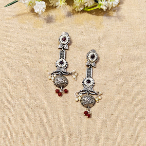 "Veyra"Silver Look Alike Oxidized Earrings