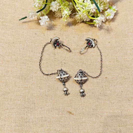 "Veda"Silver Look Alike Oxidized Earcuff