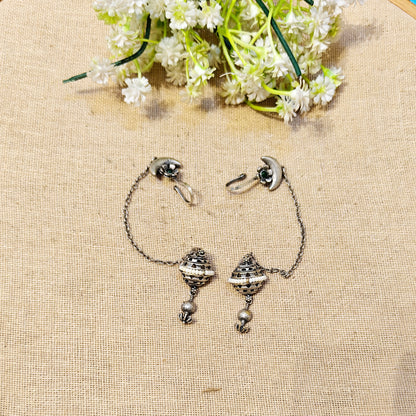 "Veda"Silver Look Alike Oxidized Earcuff