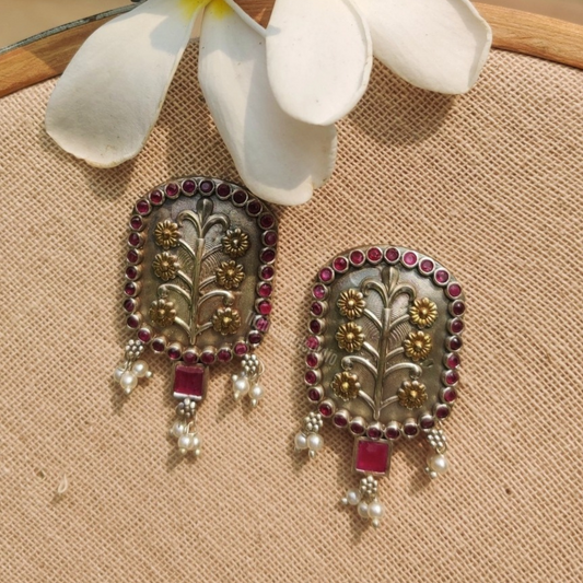 "Rombi" Silver Look Alike Dual Tone Earrings