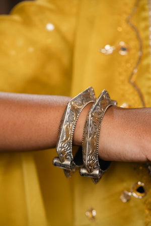 "Ashti" SilverLook Alike Dual Tone Kada