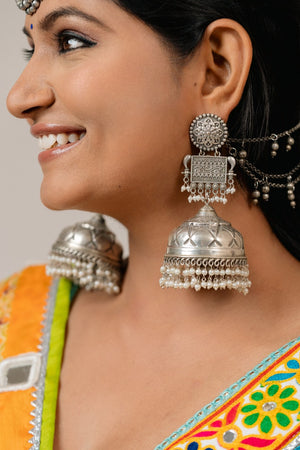 "Bombjumka" Silver Look Alike Oxidized Earring