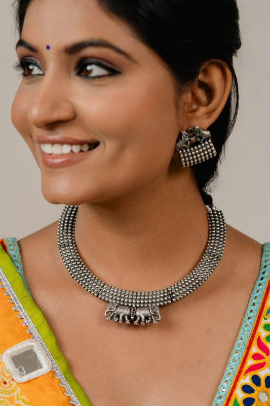 "Kashmi" Silver Look Alike Hasli Choker