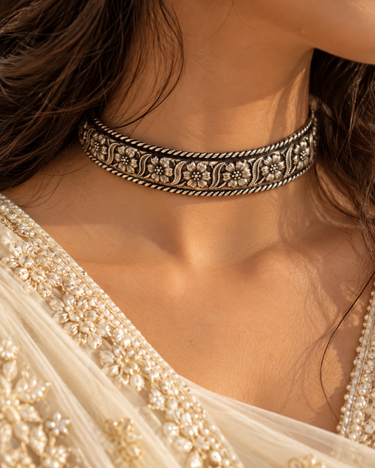 "Fool" Silver Look Alike Oxidized Choker