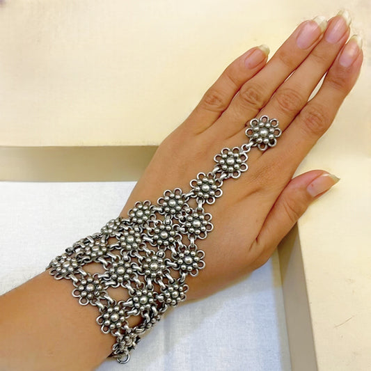 "Pocha" Silver Look Alike Bracelet