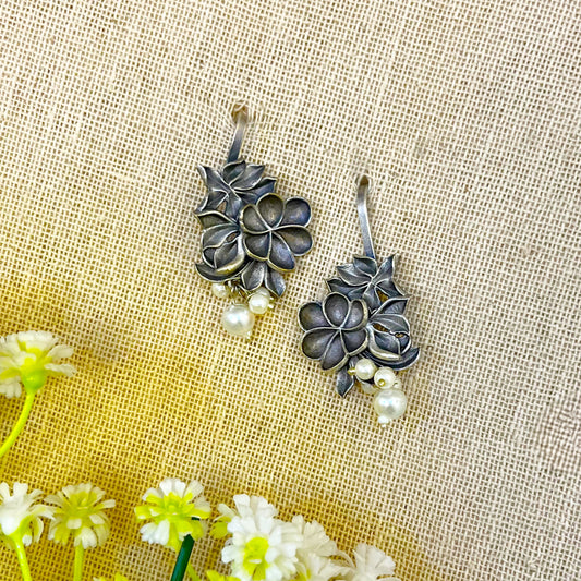 "Elbrus" Silver Look Alike Bugadi Earcuff