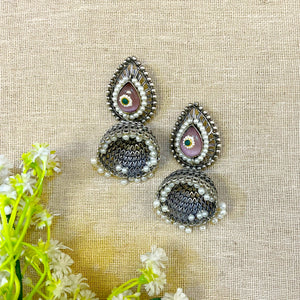 " Sequoia " Silver Look Alike Oxidized Earring