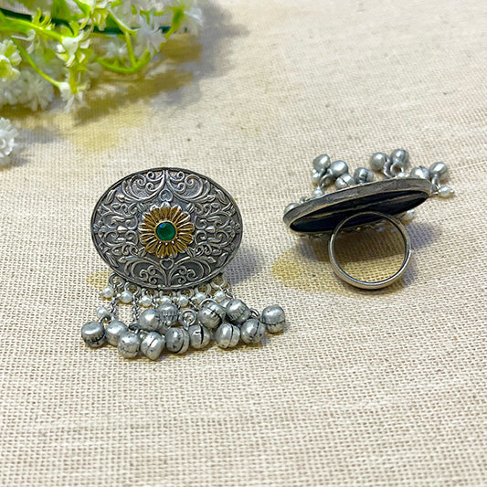 "Daisy"Silver Look Alike Dual Tone Ring