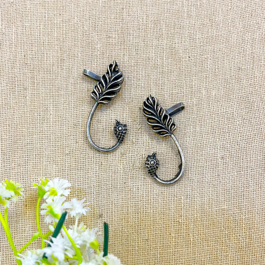 " Bloom" Silver Look Alike Oxidized Earcuff