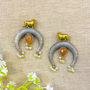 "Wiren" Silver Look Alike Dual Tone Earrings